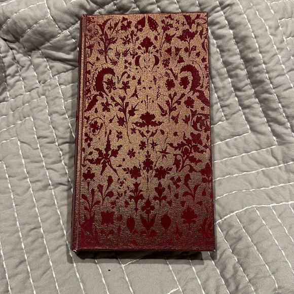 8 Vials of Herbs in Book Box - Picture 8 of 8